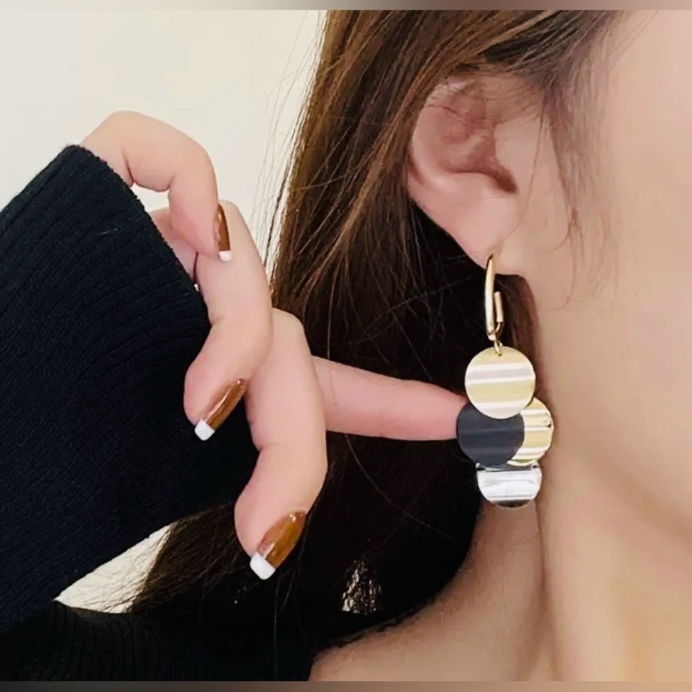 Stylist 🤩 2pc Jewelry Set - Picture 6 of 6